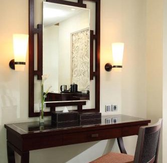 Nusa Dua Villa | The Royal Santrian