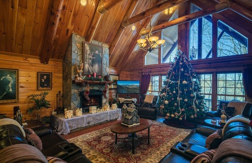 Banner Elk House | The Running Waters Lodge at The Lodges at Eagles Nest
