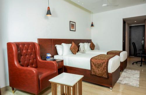 Nedumbassery Hotel | THE RUNWAY HOTEL