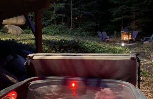 Les Pays-d'en-Haut Regional County Municipality Cabin | The Rustic - Nature retreat with Private SPA