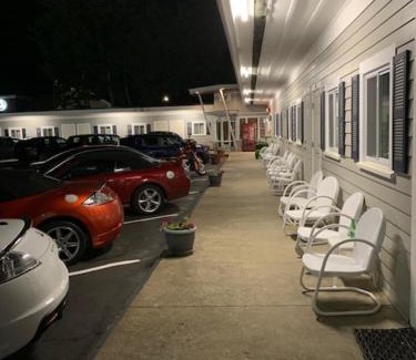 Southern Coast Hotel | The Saco Motel