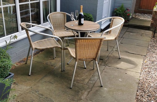 Grimsby Cottage | The Saddlery Holiday Cottage - Near the Lincolnshire Wolds and sandy beaches
