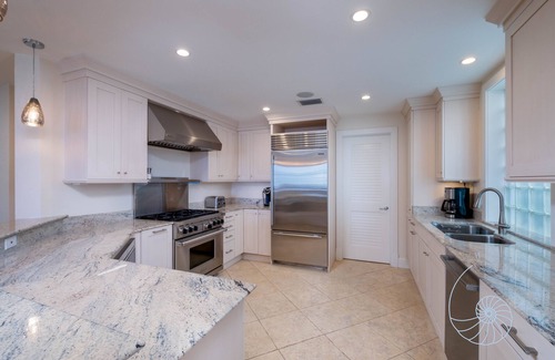 Islamorada House | The Sailfish House ~ 4 Bed/4 Bath Luxury Oceanfront Home in Islamorada!