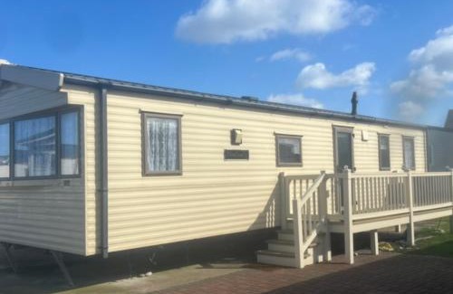 Towyn House | The salsa golden gate towyn