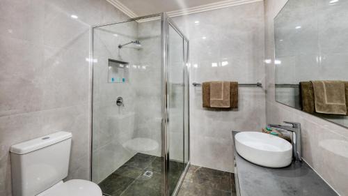 Hay Hotel | The Saltbush Motor Inn