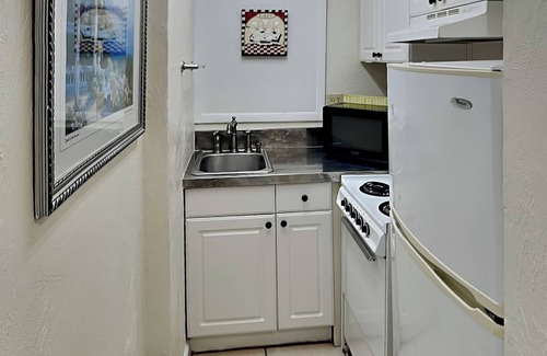 Daytona Beach Condo | The Salty Fountain