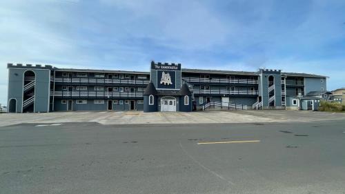 Nelscott Hotel | The Sandcastle Beachfront Hotel