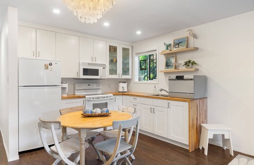 Sidney House | The Sea Suite, Sidney by the Sea
