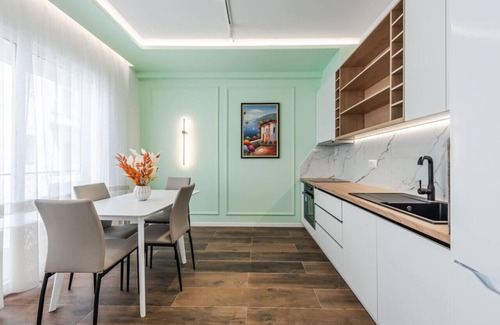 Vlore Apartment | The SeaBreeze Apartment