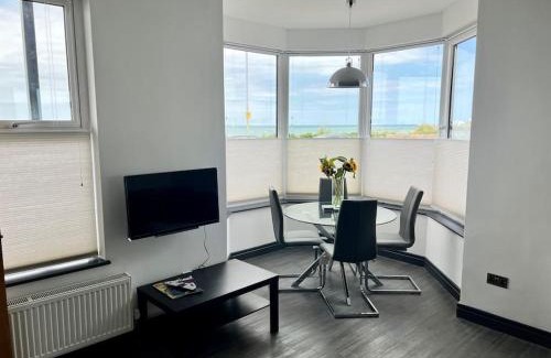 Westbrook Apartment | The Seafront Apartment - Westbrook Bay Beach - By Goldex Coastal Breaks
