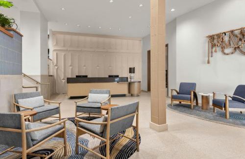 Atlantic City Hotel | The Seahaus Hotel, Atlantic City Boardwalk, a Tribute Portfolio Hotel