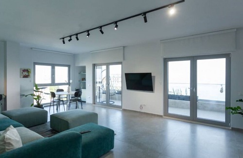 Durres Apartment | The Seascape Penthouse