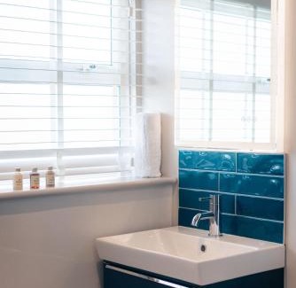 Littlehampton Hotel | The Seaview, East Preston