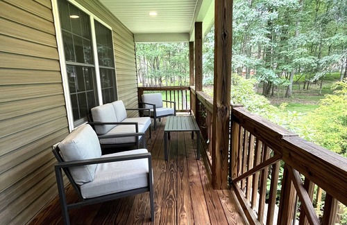 Albrightsville Villa | The Secluded Pocono Retreat w/Private Pool & Hot Tub