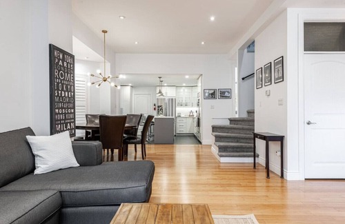 Stratford House | The Secret Garden - Your Private Stratford Escape!
