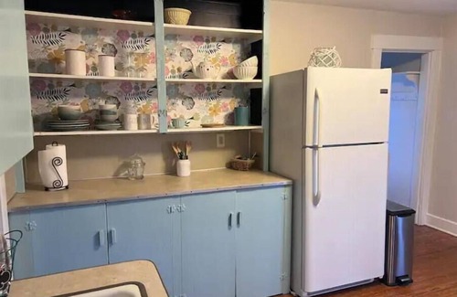 Yellow Springs Apartment | The Serling