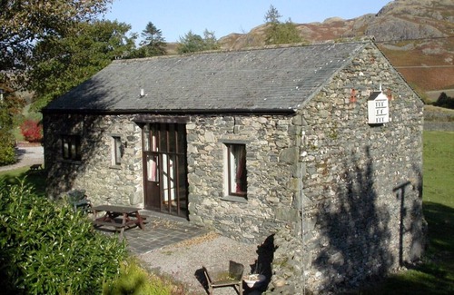 Keswick Cottage | The Sett Cottage, stunning mountain views in heart of Lake District