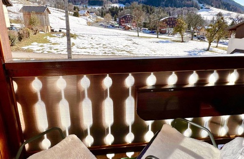 Habere-Poche Apartment | The setting of the Habères, between Lake Geneva and the mountains