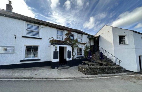 Lerryn Hotel | The Ship Inn Lerryn