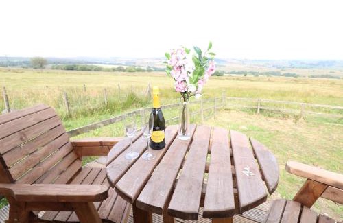 Longnor House | The Shooting Lodge