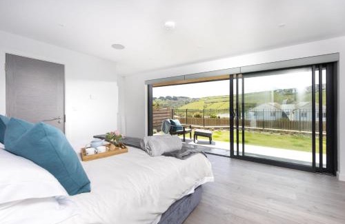 Mawgan Porth House | The Shore