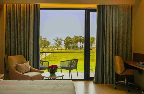 Pudukuppam Resort | The Shore Trishvam