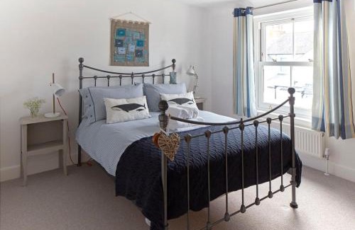 Deal House | The Skiff