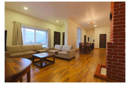 Fern Hill Bed & Breakfast | The Skyline Abode