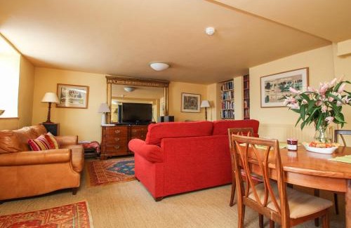 Chysauster Apartment | The Slipway