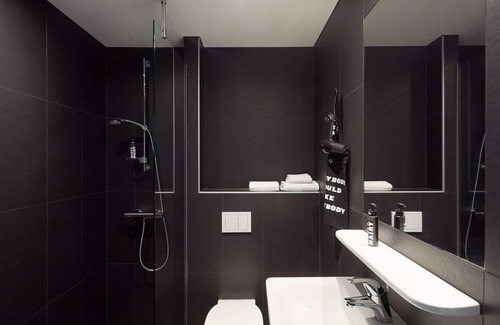 Moncloa-Aravaca Hotel | The Social Hub Madrid 4 star