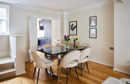 South Kensington House | The South Kensington Wonder - Trendy 3BDR House with Garden
