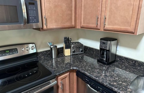 Winston - Salem House | The Southern Magnolia - Downtown