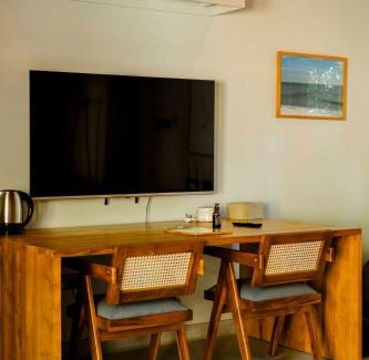 Pottuvil Division 2 Hotel | The Spice Trail