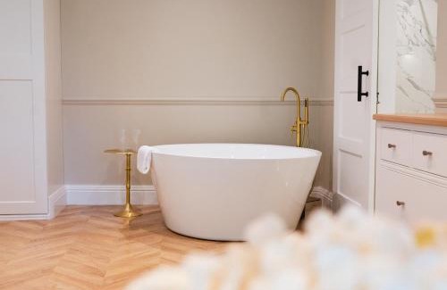 Scarborough Hotel | The Spinney