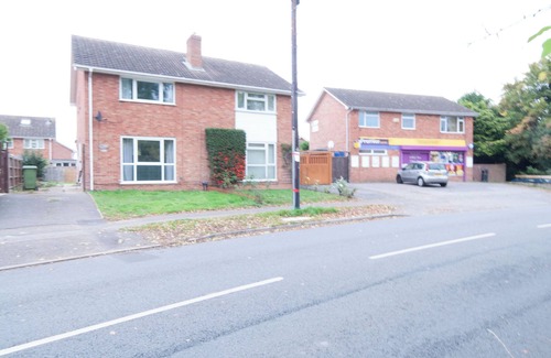 Cheltenham House | The Spitfire - Newly renovated 3-bed house in Cheltenham