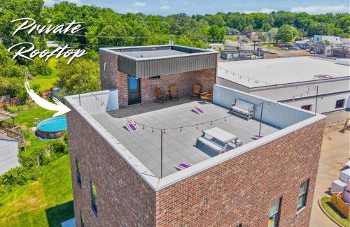 Clarksville Apartment | The Spot 281 Liberty Pkwy