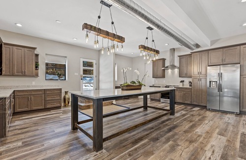 Flagstaff House | "The Spruce"-Gathering Tree is your Ultimate Family Reunion Spot