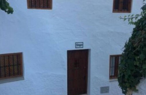 Montefrio Apartment | The squares of the Villa: TANGO