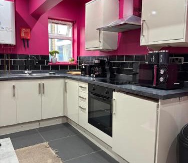 Mill Road Apartment | The Squid Escape by Station