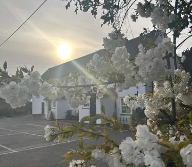 Worth Hotel | The St Crispin Inn