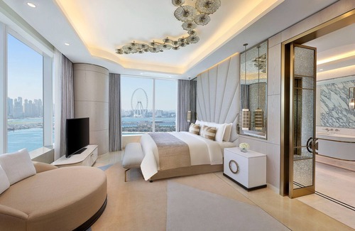 Palm Jumeirah Hotel | The St. Regis Dubai, The Palm