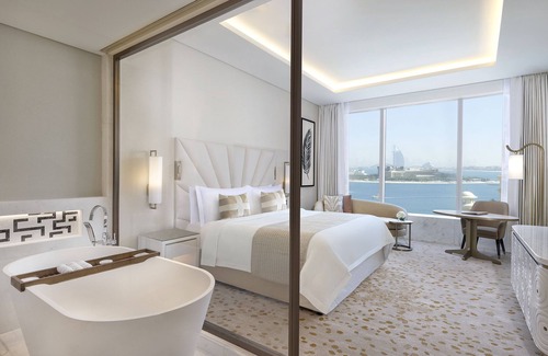 Palm Jumeirah Hotel | The St. Regis Dubai, The Palm