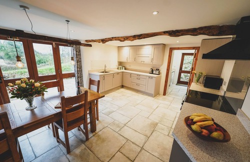 Axminster House | The Stables at Hawley Farm near the Jurassic Coast.
