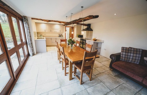 Axminster House | The Stables at Hawley Farm near the Jurassic Coast.