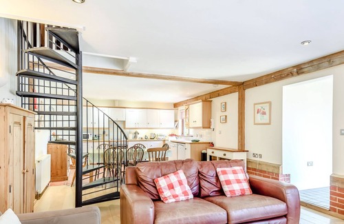Cratfield House | THE STABLES, pet friendly in Halesworth