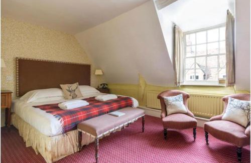 Hambleden Bed & Breakfast | The Stag and Huntsman at Hambleden