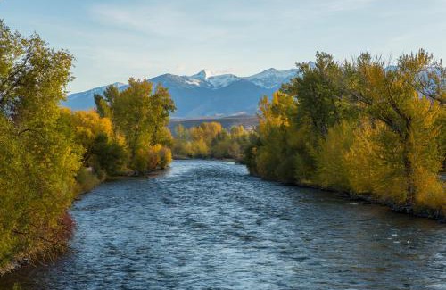 Salmon Hotel | The Stagecoach Inn