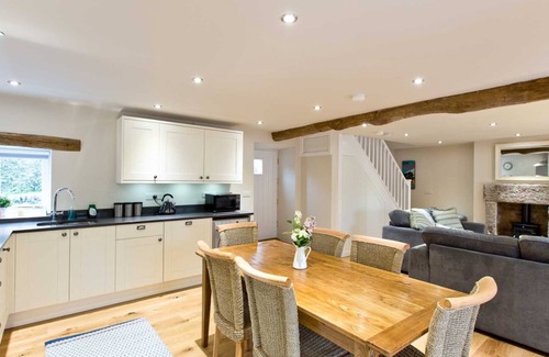 Taddington House | The Star in Taddington, 9 bedroom exclusive venue. Close to Buxton and Bakewell.