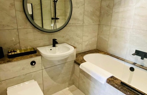 Thrussington Hotel | The Star Inn 1744