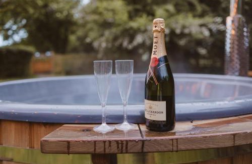 Winestead Other | The Starlight Hideaway